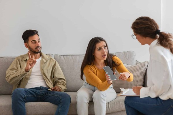 Top Conflict Resolution Techniques Tailored for Seniors Living in Assisted Care Facilities